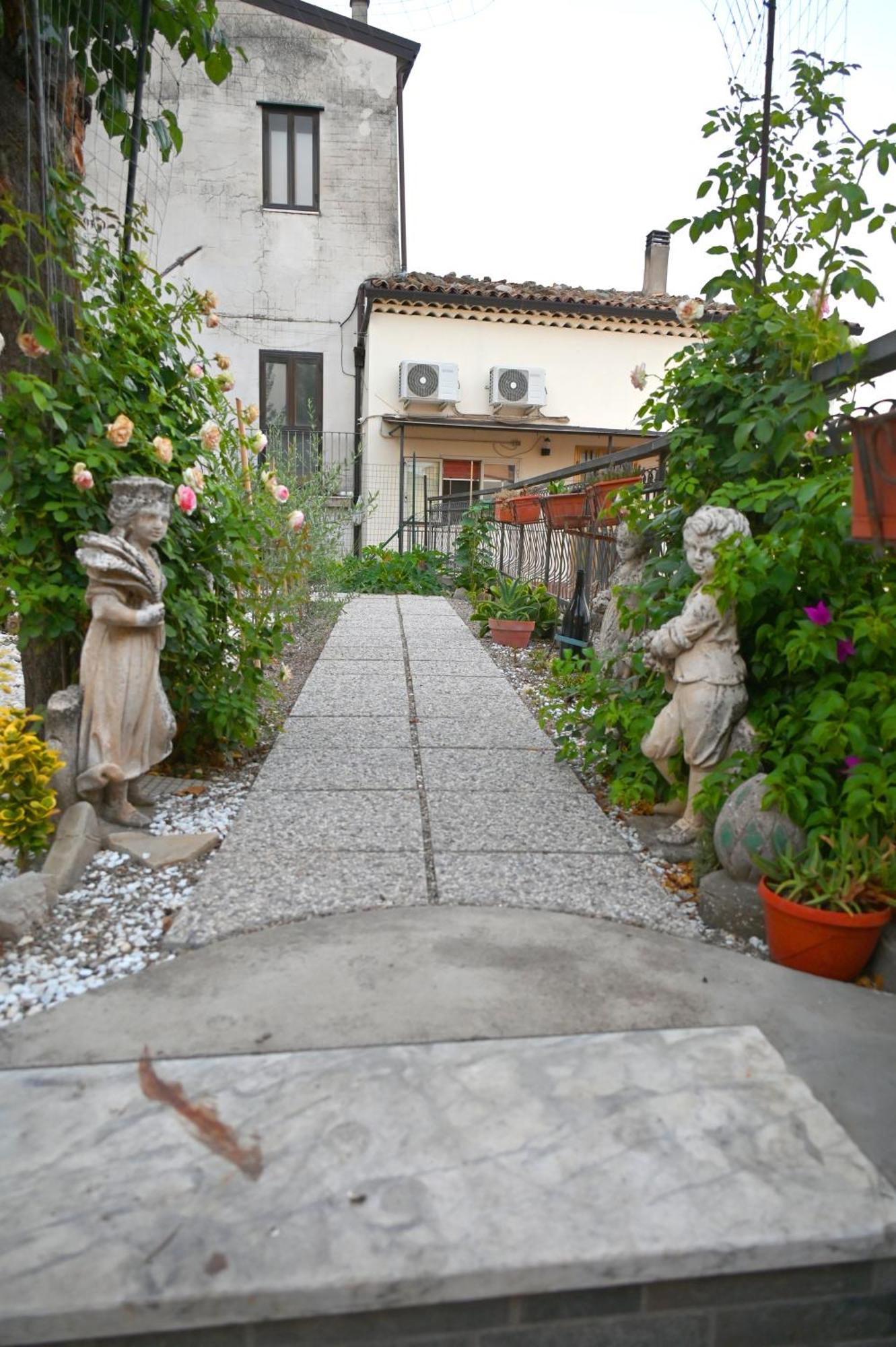 Giardino Darianna Bed & Breakfast Ripacandida Ngoại thất bức ảnh